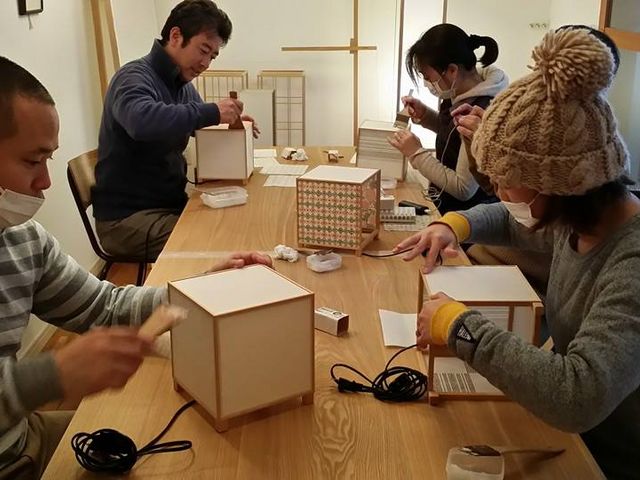 作業風景_都行燈株式会社