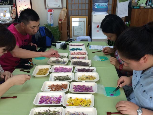 おし花工房いちりん草