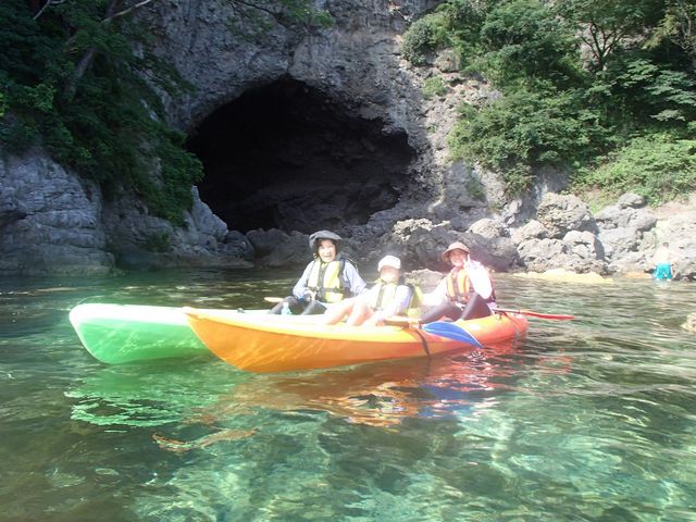 淀の洞門前でパシャリ★_MERI Adventure Tours