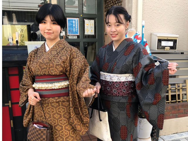 沙羅オーナー手作りの帯飾りでお洒落に!_きものや沙羅