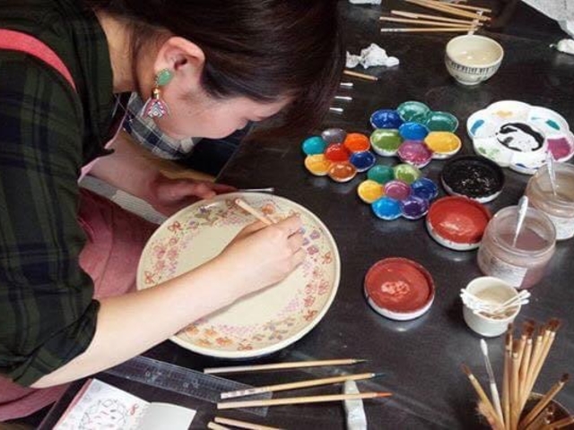 大皿絵付け
ウェディングプレート制作のお客様_陶アトリエ花*花