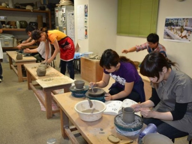 居心地のよい雰囲気で、作品づくりに集中していただけます。_陶豊らく