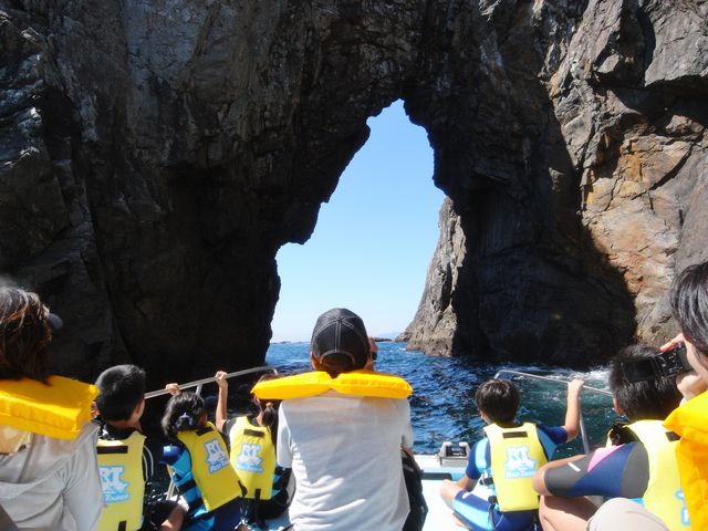 島浦島クルージング
■所要時間:約1.5時間_延岡マリンサービス