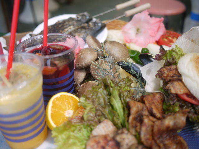 涼、憩いの里 峯自然園(バーベキュー場・椎茸屋)