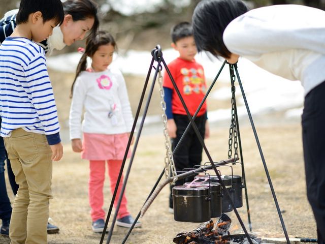 春のプログラム「山菜摘み」_トヨタ白川郷自然學校