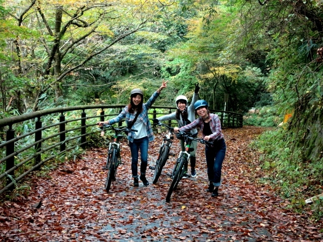 紅葉のシーズンは最高のロケーション。_ハコネマウンテンリッパー