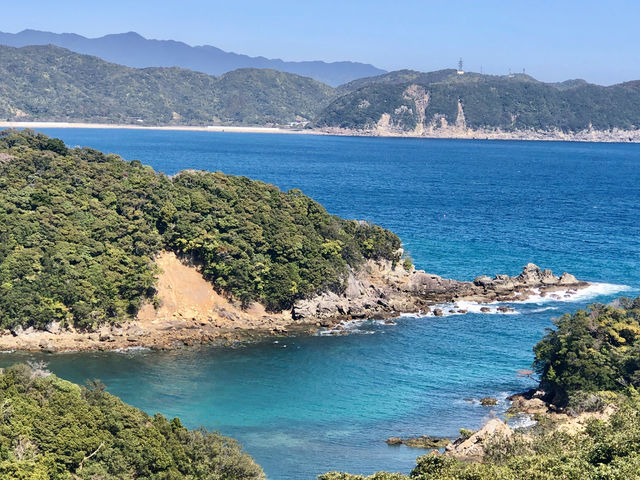 国定公園に指定された水床湾。風光明媚なエリアです。_シーラニ水床湾