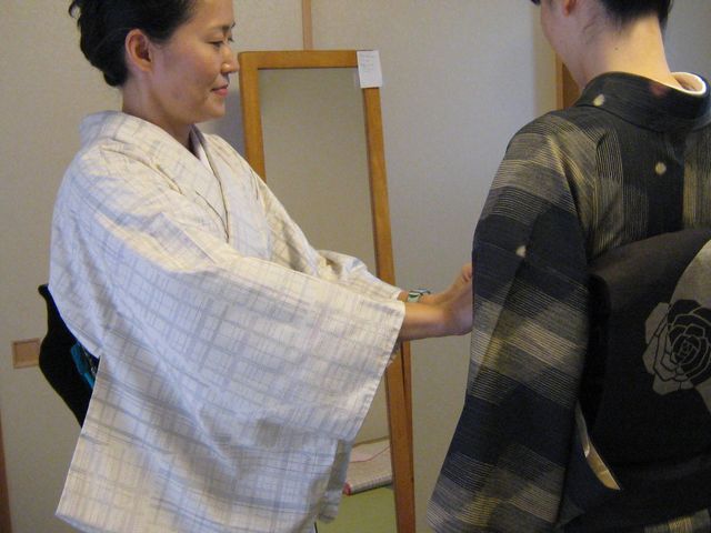 着付けのお稽古風景_鈴木きもの教室