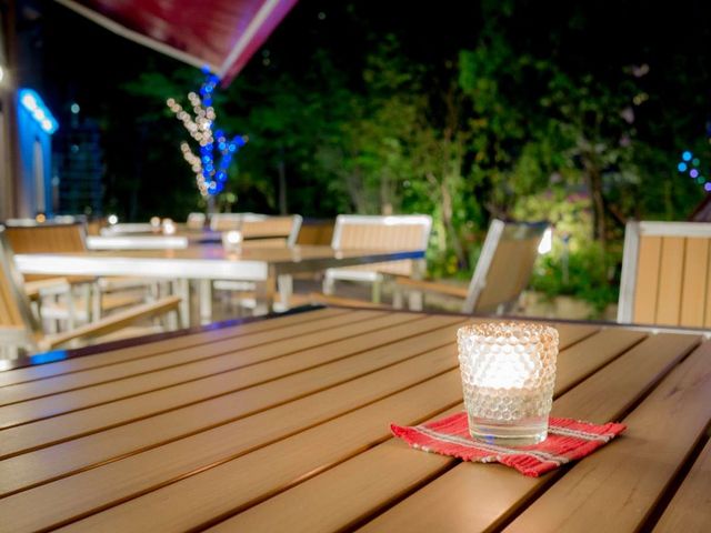 【Buffet TSUBAKI】≪テラス≫ 夜はライトアップされて雰囲気◎_道後温泉ホテル椿館