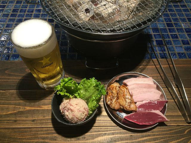 少量で色々な部位のお肉を楽しめる隠れ家!_大阪グルメウォーク