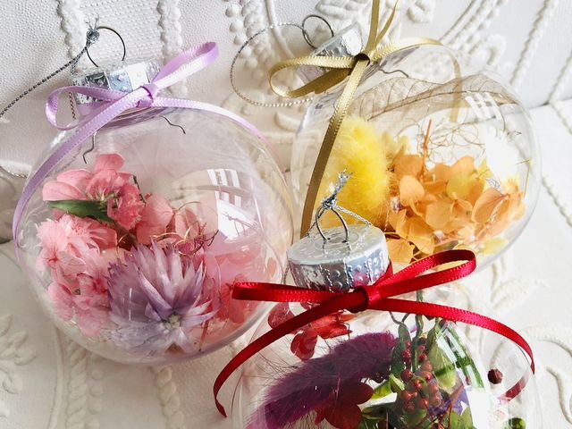 【ちょっとお時間が余ったら@】カプセルオーナメント作り:制作時間約5分:ご参加特別料金550円_フランスカルチャーサロン ラベルヴィ