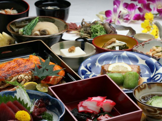 高級感が溢れる芭蕉コースは一度食べて見る価値があります!_味と踊りの竜宮城うらしま