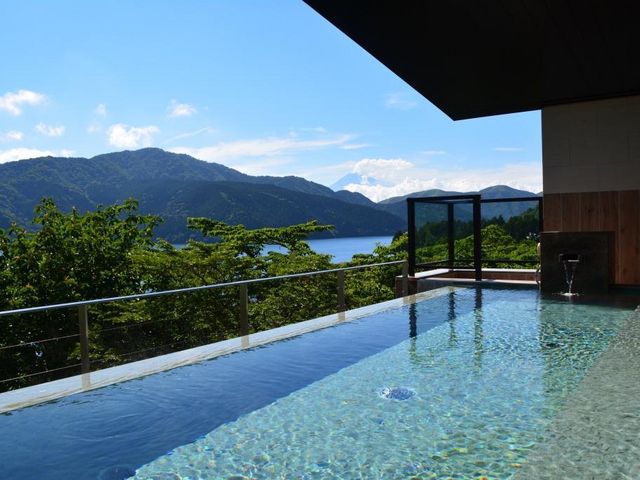 絶景日帰り温泉 龍宮殿