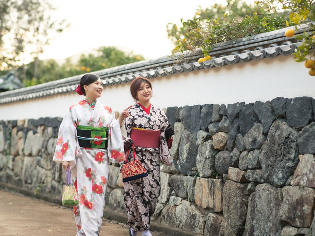 徒歩10分。堀内鍵曲_Kimono Style Cafe