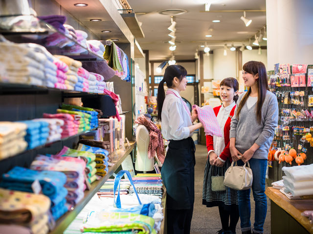 【売店丁字屋】愛媛が誇る「今治タオル」。タオルソムリエが選んだ今治タオルを取り扱っております。_道後舘