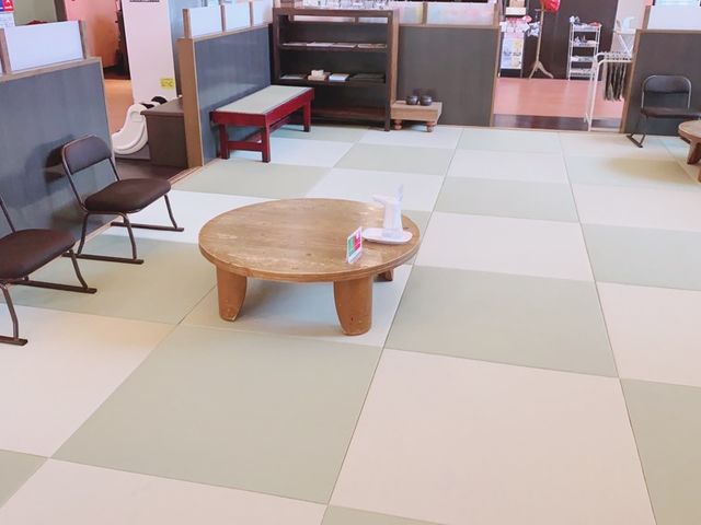 入浴後は畳コーナーで休憩_きらくゆ和歌山店