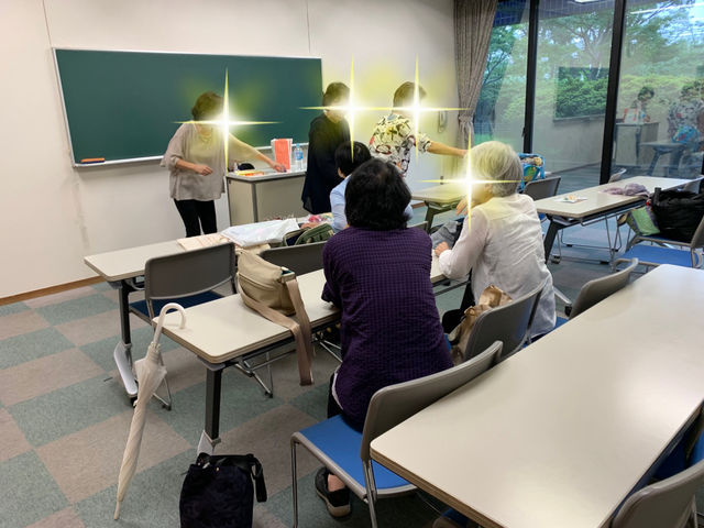 講師と生徒さん達_りぃりぃぷかリボンレイ教室