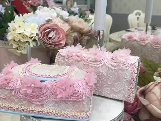 お見本の可愛い作品も沢山展示しております_strawberry ribbon