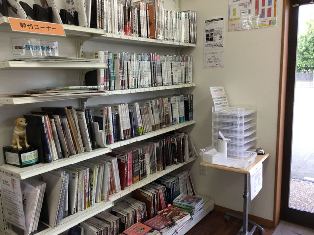 書籍も充実しております
試し読みも可能です♪_レザークラフトぱれっと