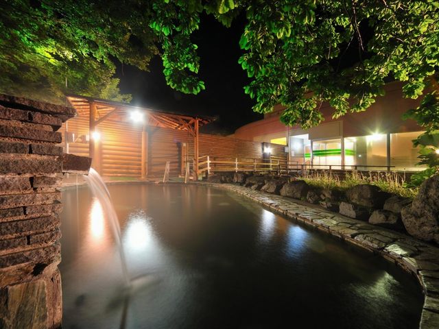 昼夜表情の違った風景を楽しめます_旅館 塩別つるつる温泉