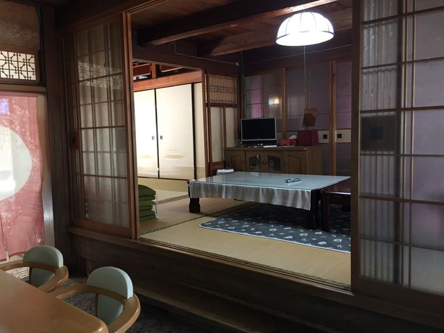 バーベキューの合間に、テレビもOk!BSいけますよ〜_ほたるとさくら