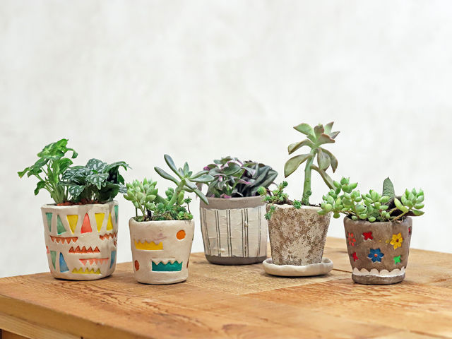 人気の植木鉢づくり体験もできます(植物は別料金)_CONERU nendo shop&space