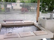 石和源泉足湯ひろばの写真2