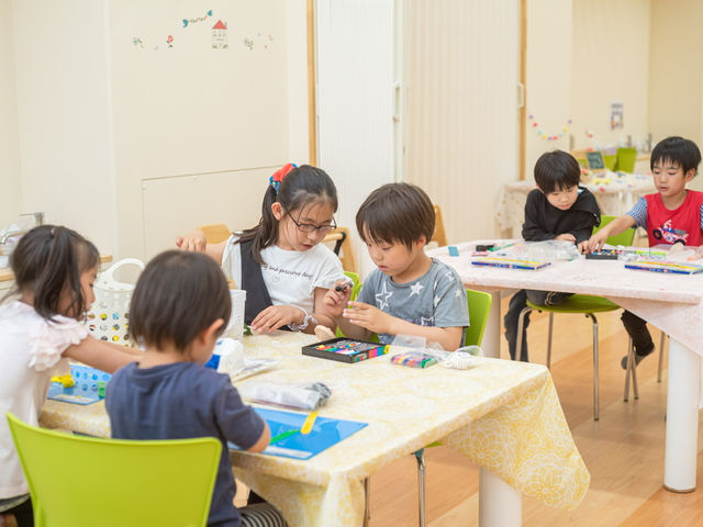 店内では工作キットを販売中!工作専用エリア「ファンファンファクトリー」でチャレンジしてみよう!_ファンタジーキッズリゾート港北