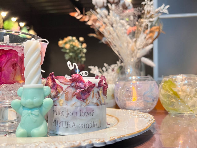 ボタニカルキャンドル、ボタニカルジェルキャンドルなど各種キャンドルワークショップはお花詰め放題!
only oneの作品が出来上がります♪_work shop atelier FUYURA