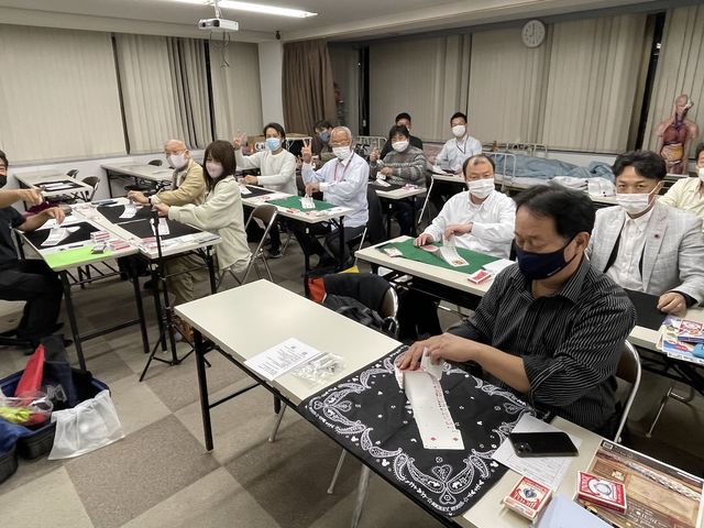 驚くほどコミュニケーション能力が向上するマジックセミナー 名古屋教室