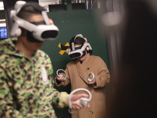 ただのアクションではなく、知恵を絞って挑むリアルな謎解き要素も満載!ひらめいた瞬間の達成感がクセになる!_Reality.Edge.VR (リアリティエッジ VR) VR Escape Room