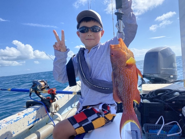 釣った魚は居酒屋で調理可能_釣り船石垣島