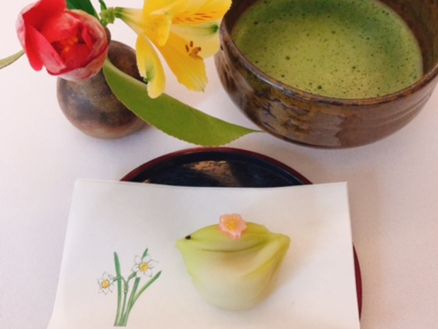 月と花 Japanese tea ceremony salon