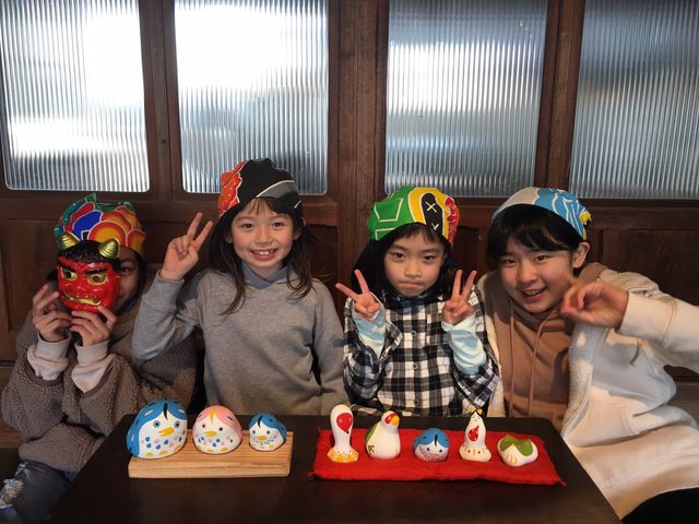絵付けを終えた子供たち。_天草しもうら弁天会