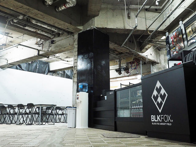 受付、休憩エリア_サバイバルゲームフィールドBLKFOX