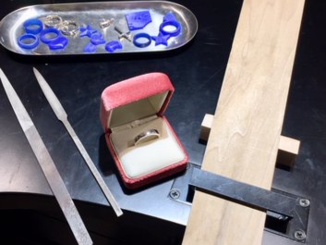 オリジナルのシルバーアクセサリー作成体験。世界で1つのリングが作成できます。_g-Lab.