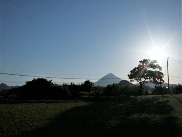 開聞岳も綺麗に見えます。_彫金工房 HardなHeart/山川
