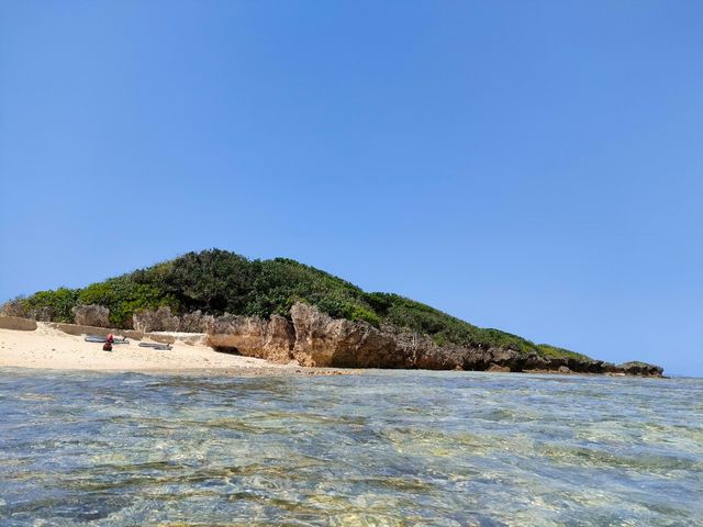 糸満沖にある岡波島に上陸♪_スマイルフィッシング
