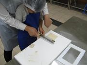 ヤマサ蒲鉾 かまぼこ作り体験教室の写真3