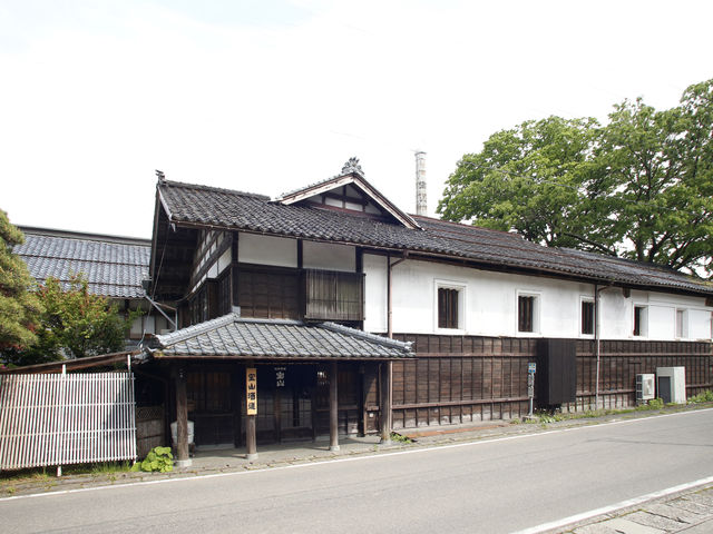 たからやま醸造株式会社の写真1