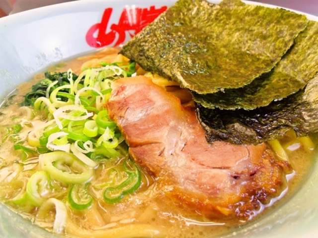 ラーメン山岡家 宝神店の写真1