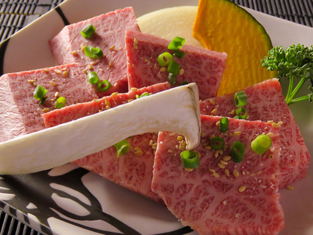 焼肉のかねまる 西焼津店の写真1