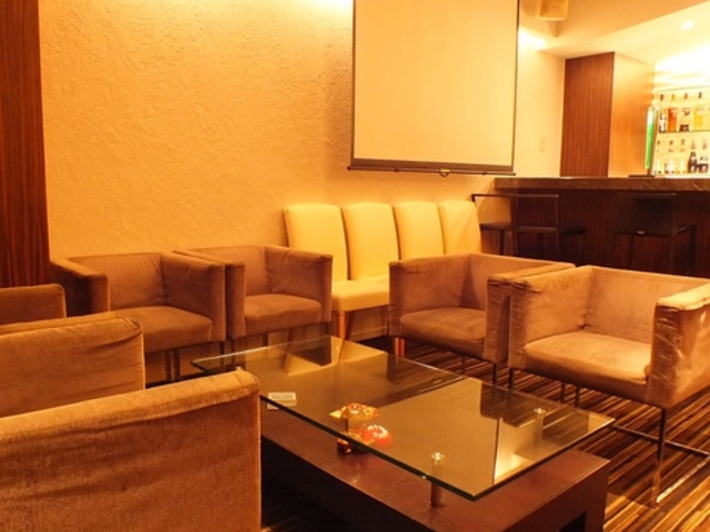 カラオケ&Bar イタリアンバールの写真1