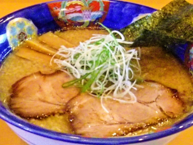らーめんてつや 北32条店の写真1
