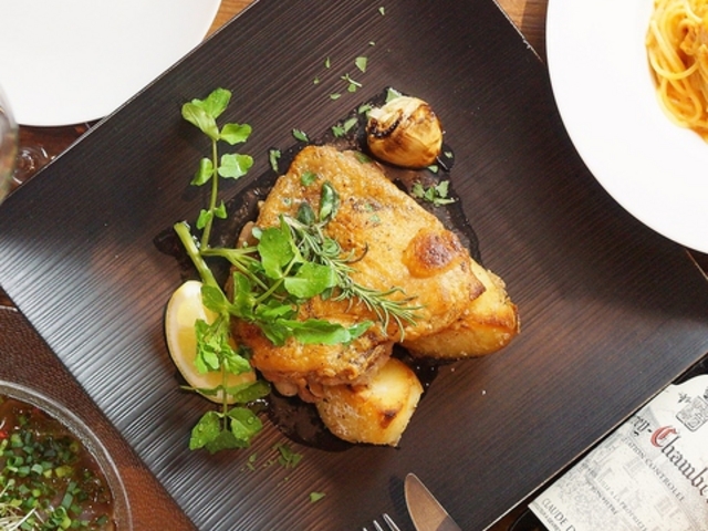 鶴見葡萄酒酒場の写真1