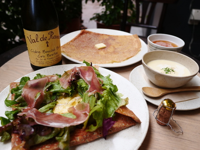 ブレッツカフェ 京都店の写真1