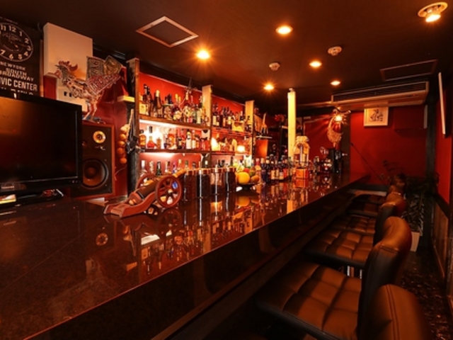 BAR on the cornerの写真1