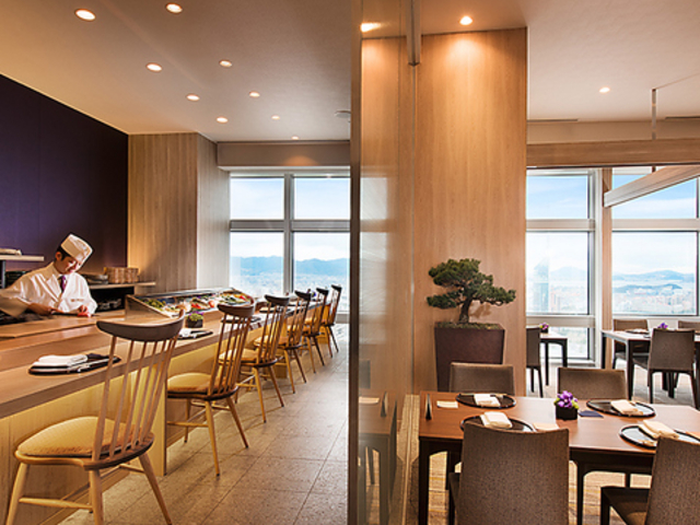 寿司割烹 ともづな ヒルトン福岡シーホークの写真1
