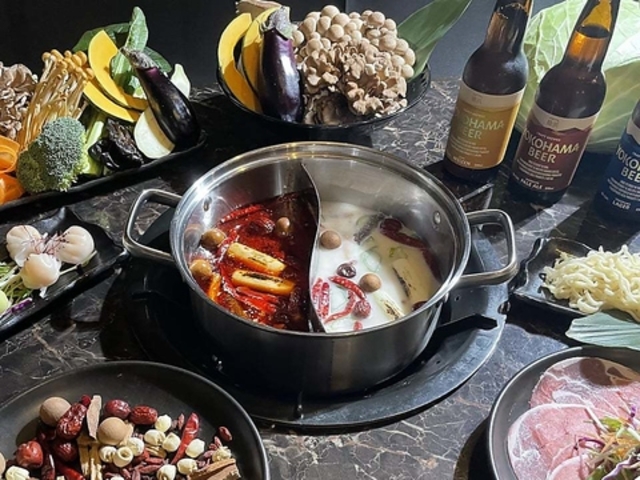 酒どころ&薬膳火鍋 ダイニングバー扉 センター南店の写真1