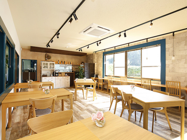 五感レストラン ベイベリー ボウケンノモリささぐり内の写真1